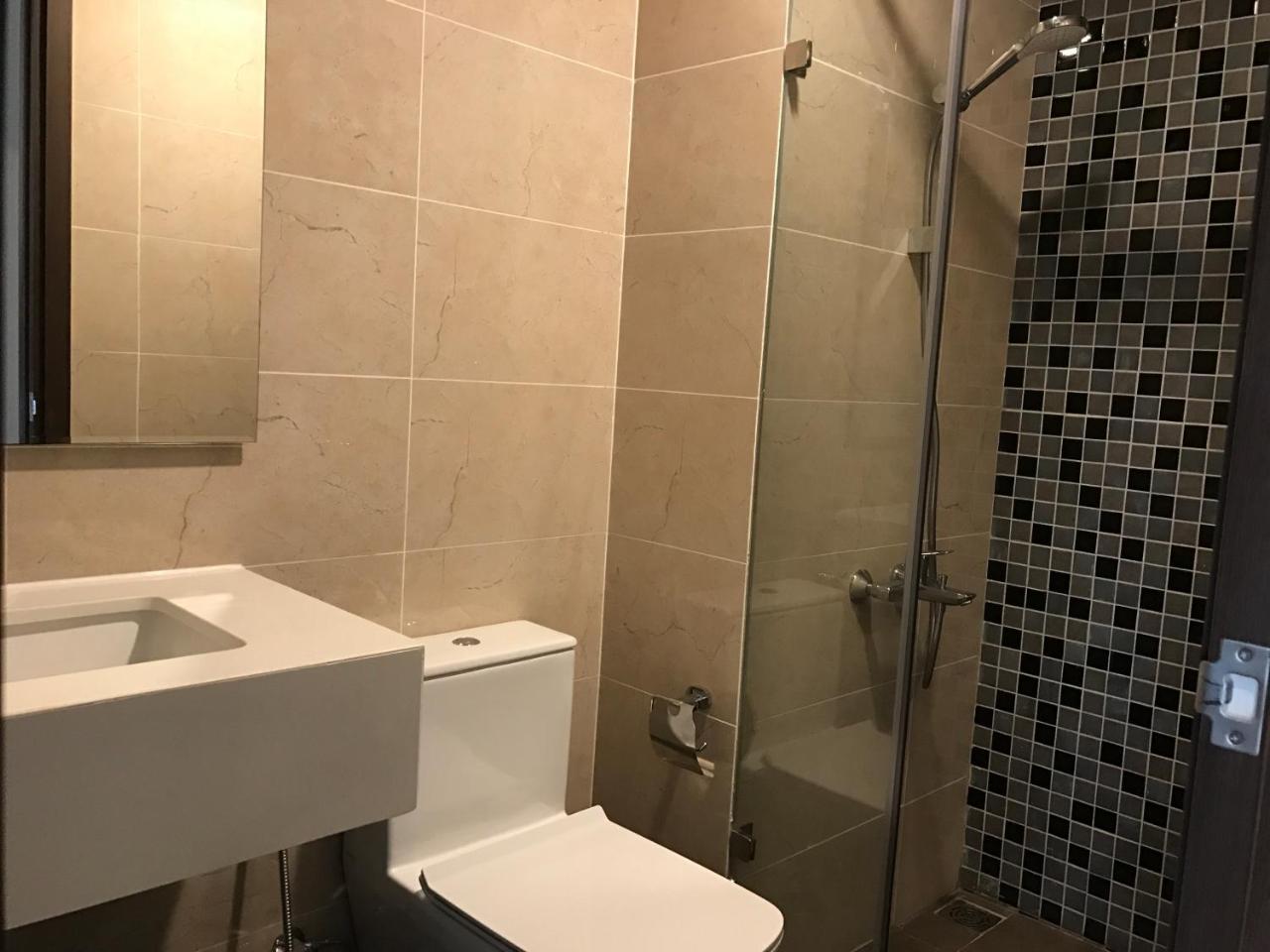 Apartment Awesome Cbd Luxury The Tresor Rooftop Garden ! Ho Chi Minh City