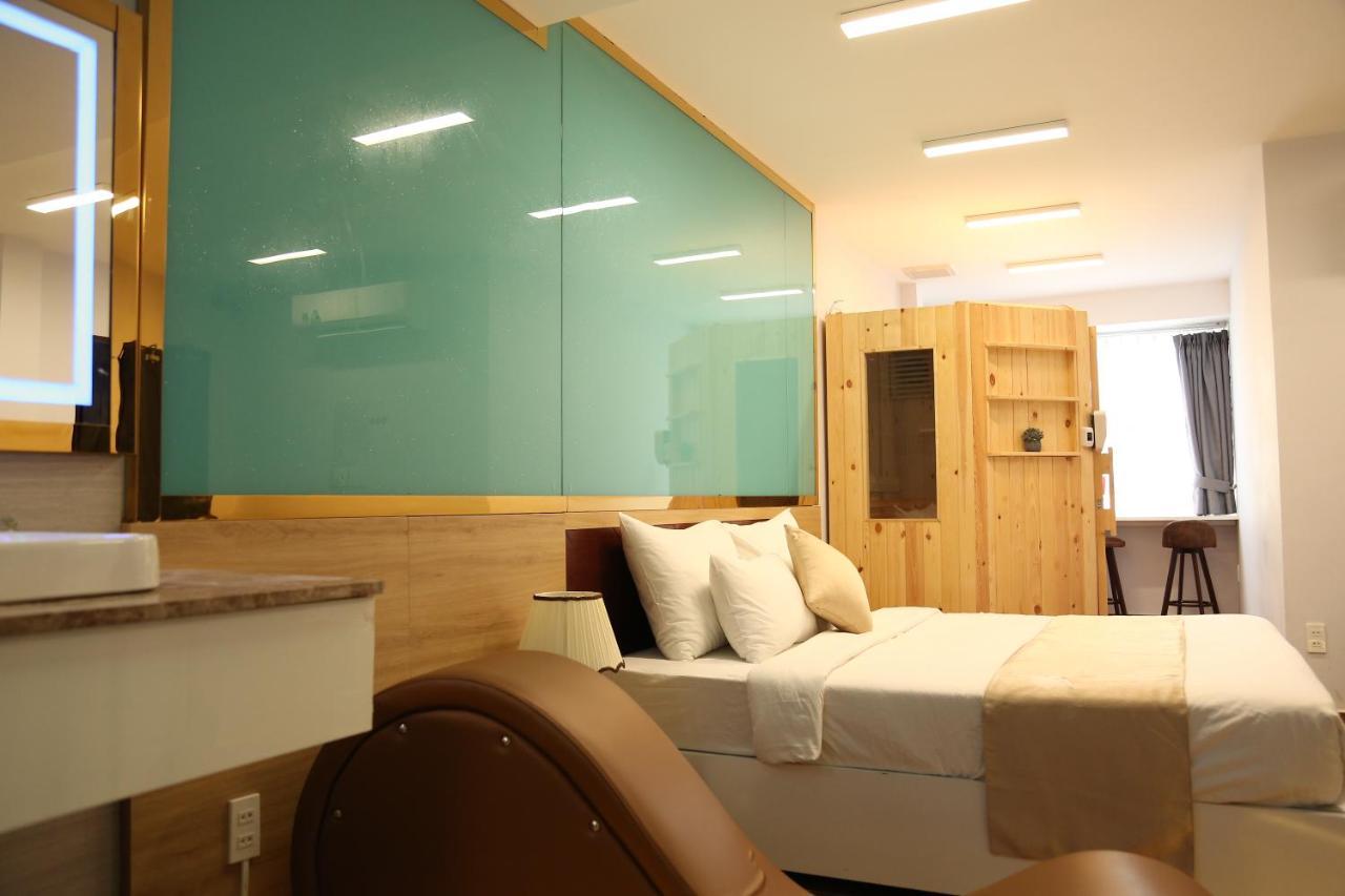 Hong Bao Thach Hotel 3*