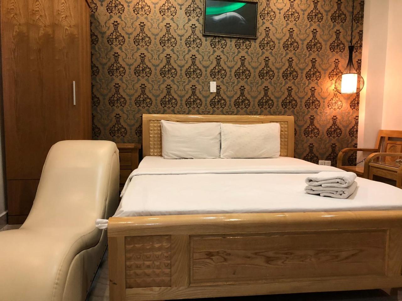 Love hotel Eros