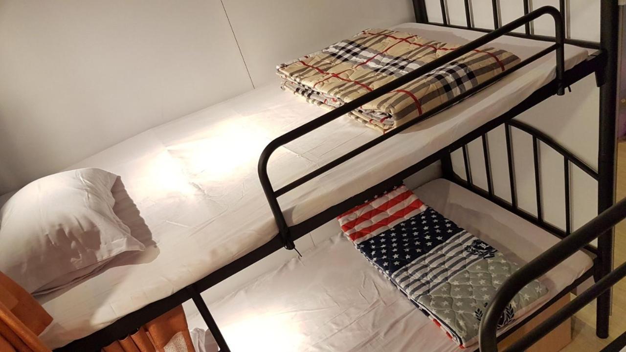 Hostel Sky House Ho Chi Minh City