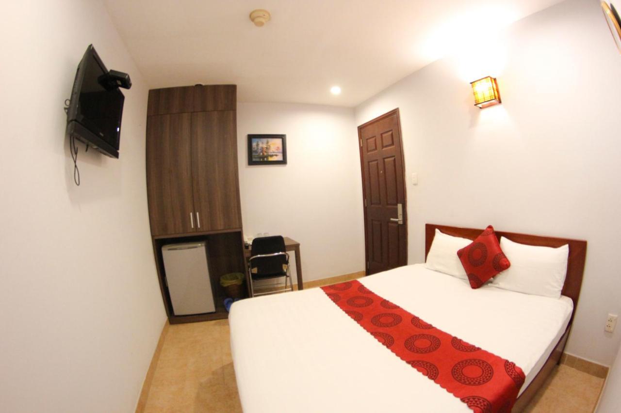 Hotel Sao Nam - Bui Vien Walking Street 2*