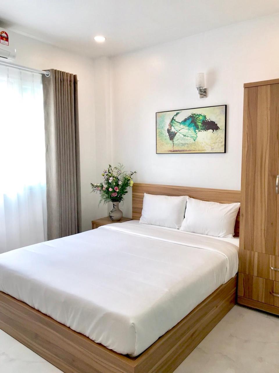 Bed & Breakfast Louis - Bui Vien Walking Street Ho Chi Minh City