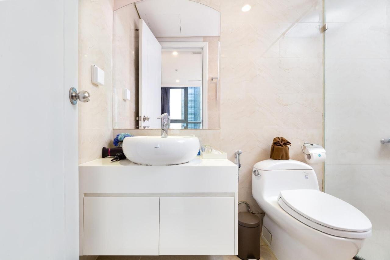 Hoasun Boutique Apartment - Vinhomes Central Park Apartment