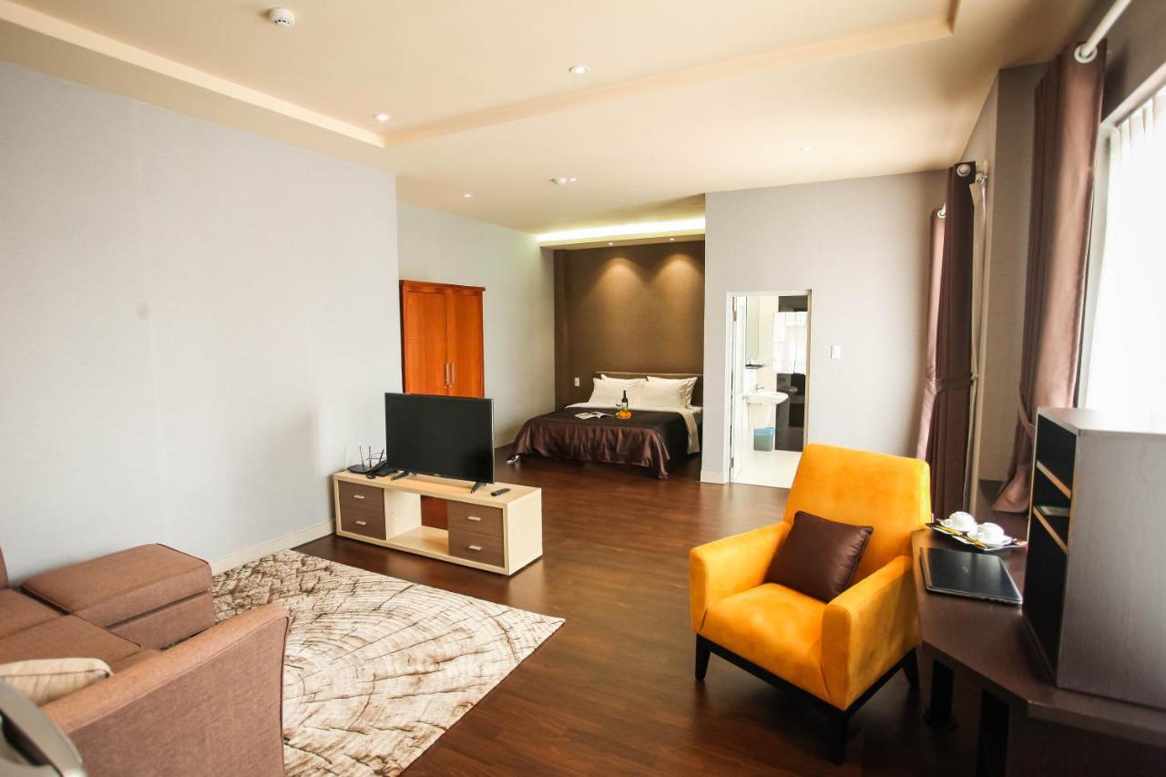 Aparthotel Compass Living Joy 3*