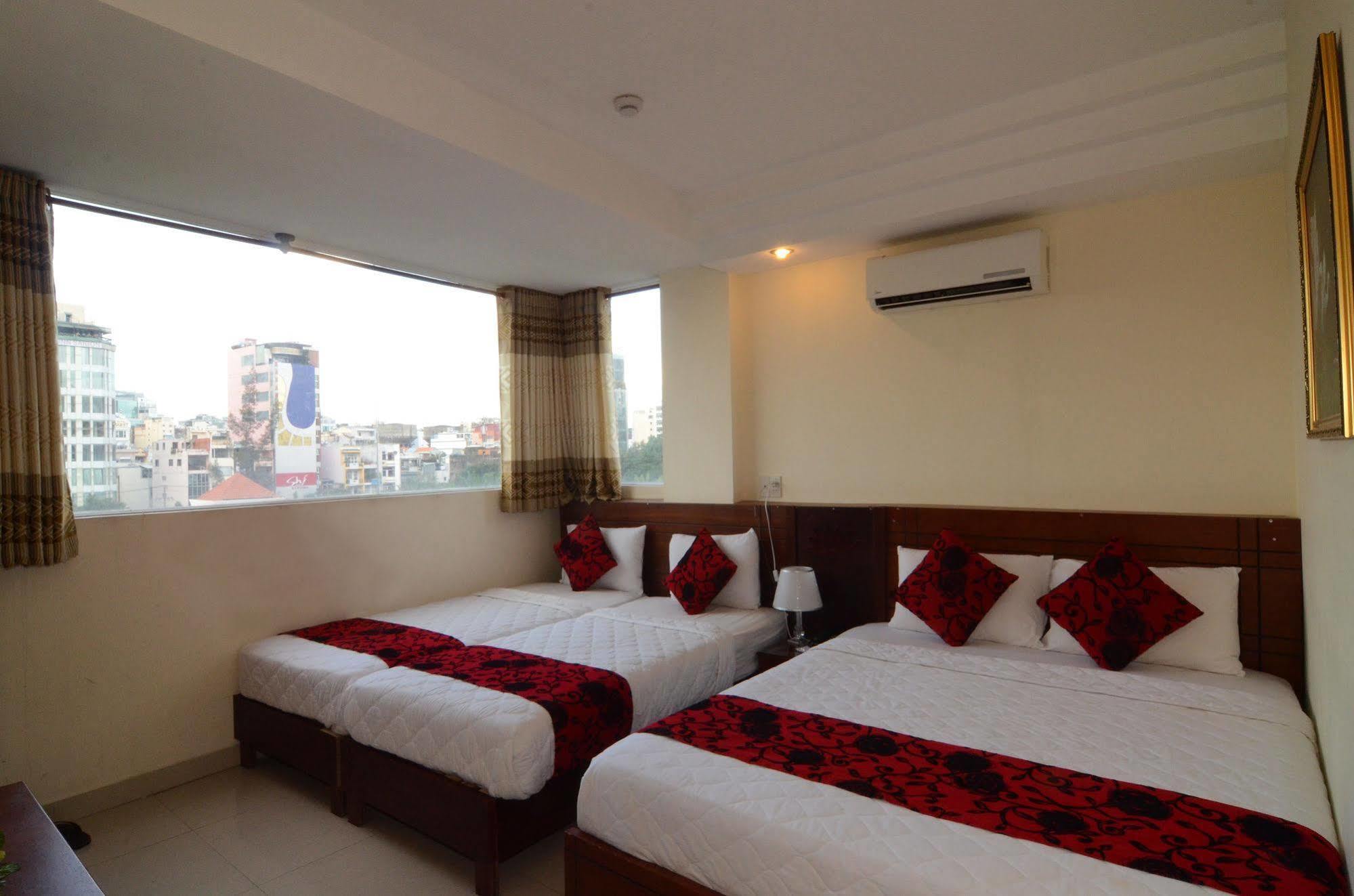 Khách sạn Hoàng Phi 3*