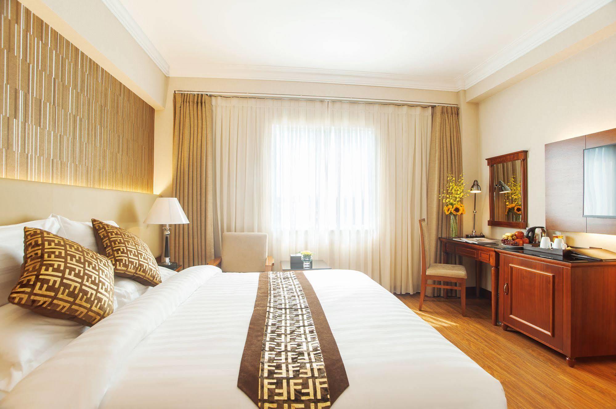 Nhat Ha 1 Hotel 3*