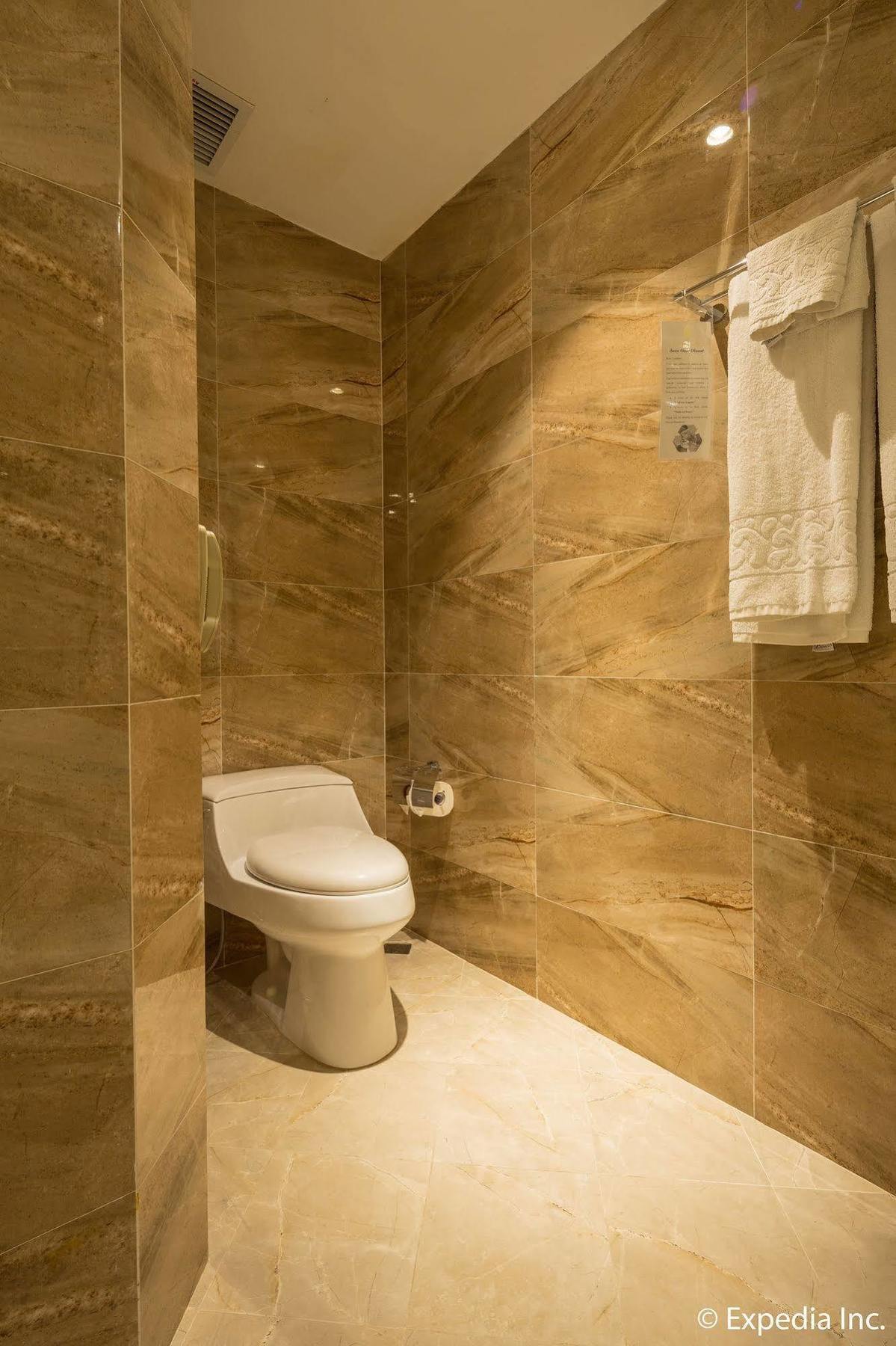 Sky Gem Sora Hotel 4*