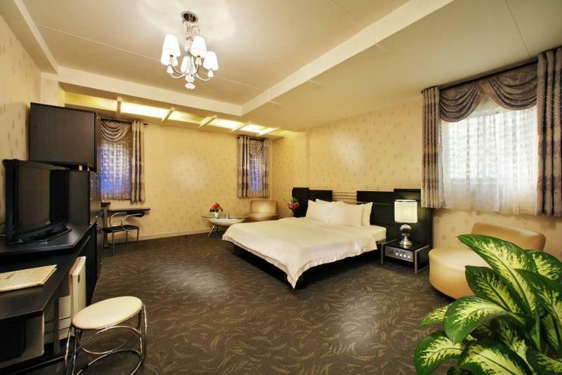 Hotel Jovia 3*