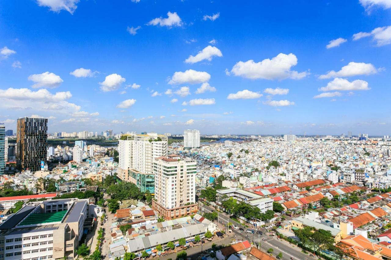 Spacious Saigon - Infinity Pool Signature Apartment *