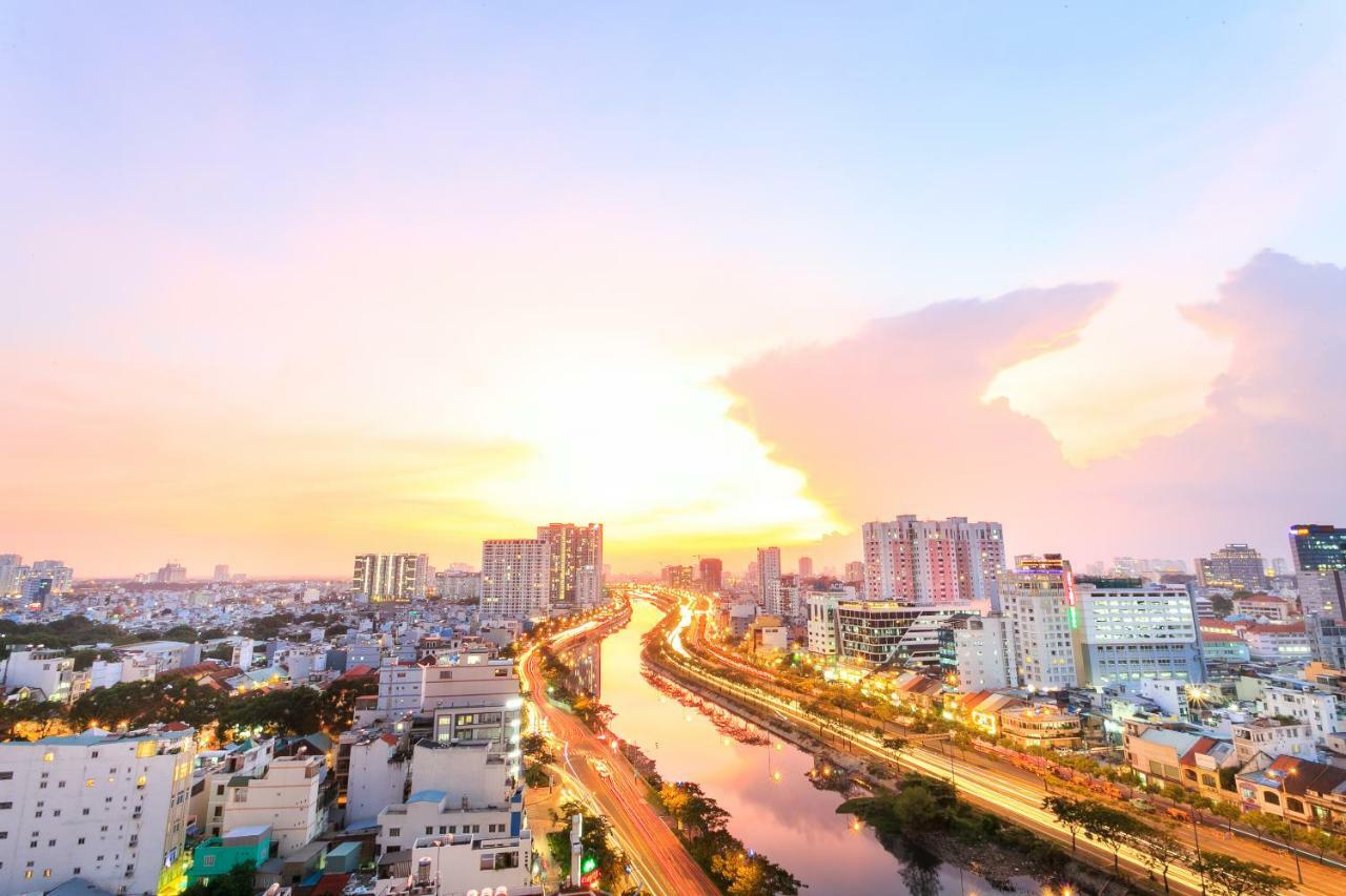 Apartment Spacious Saigon - Infinity Pool Signature
