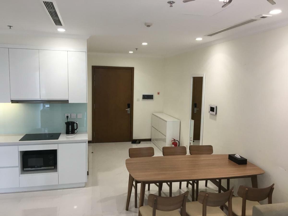 Apartment Capitalland's Service Landmark 6 Vinhomes Ho Chi Minh City