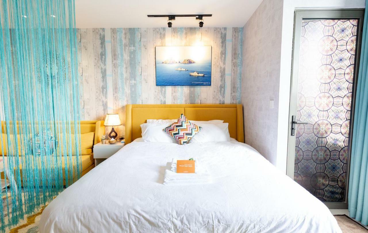 Tresor Maisonnde Rose Ho Chi Minh City