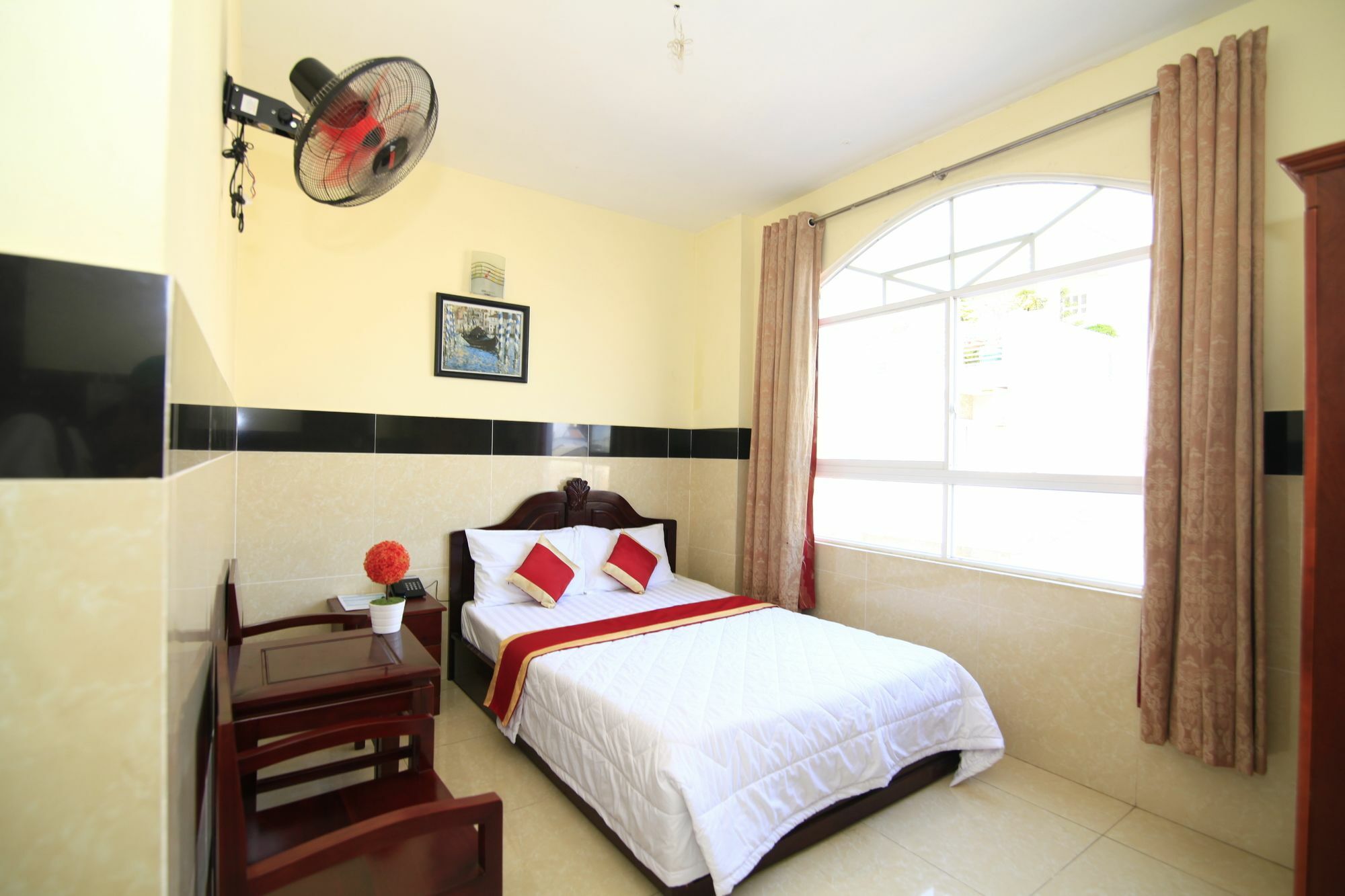 Hotel Truong Giang *