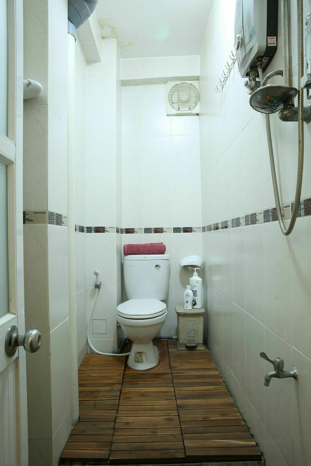 Oyo 708 The Cozi House - Ho Chi Minh City
