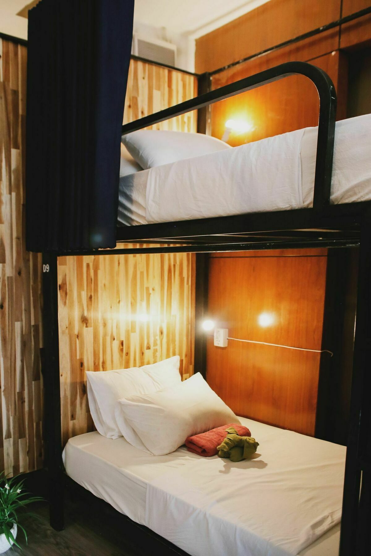Oyo 708 The Cozi House - 2* Ho Chi Minh City