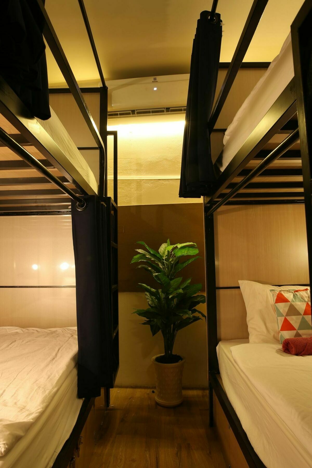 Oyo 708 The Cozi House -