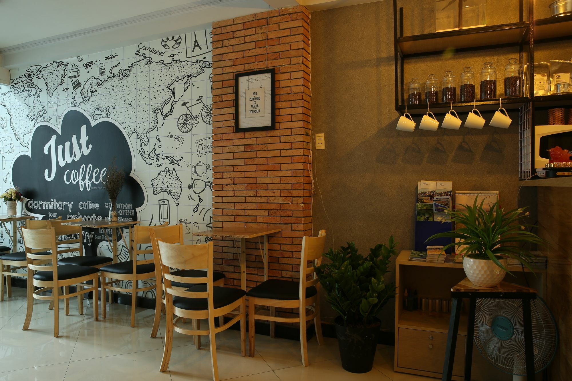 Oyo 708 The Cozi House - 2*