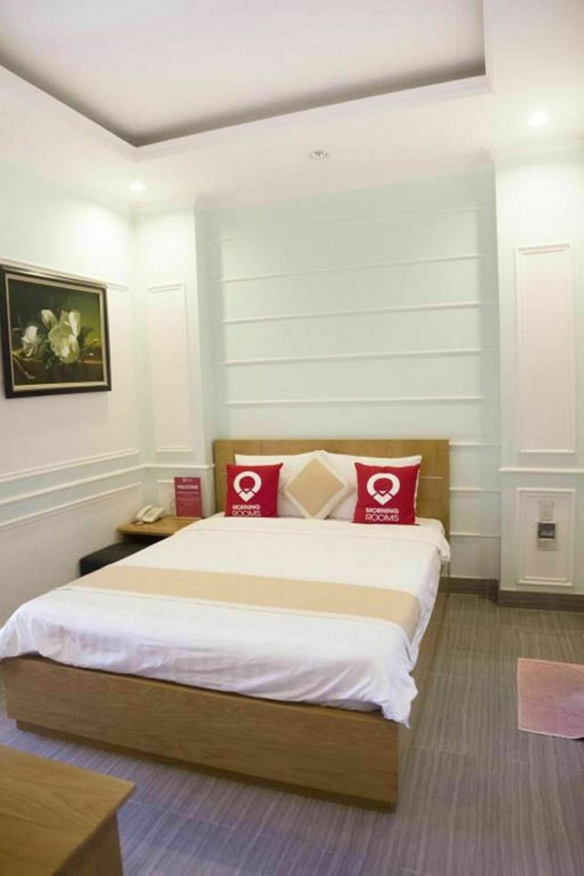 Morning Airport - Bach Dang Hotel Ho Chi Minh City