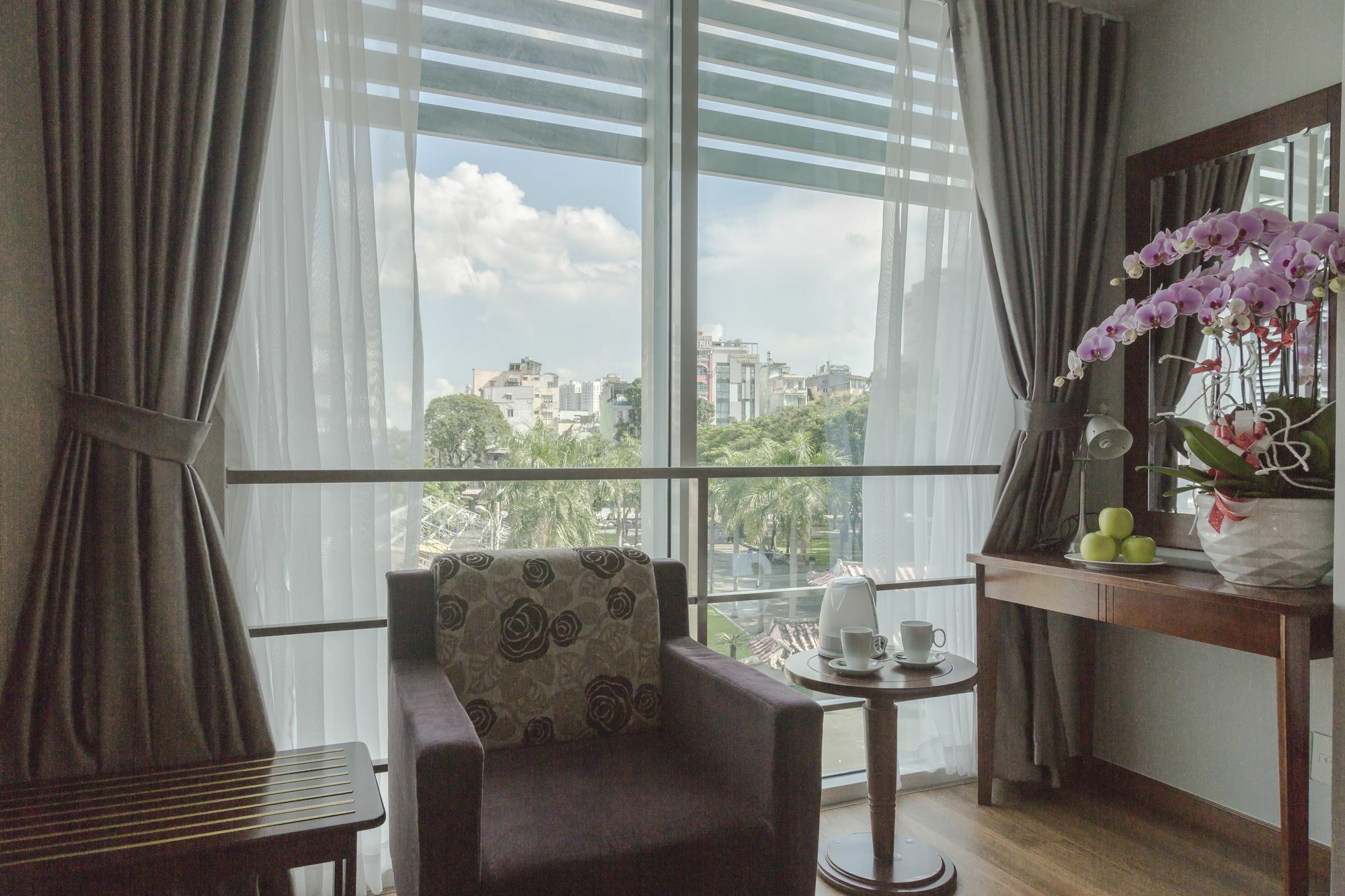Park View Saigon 3*