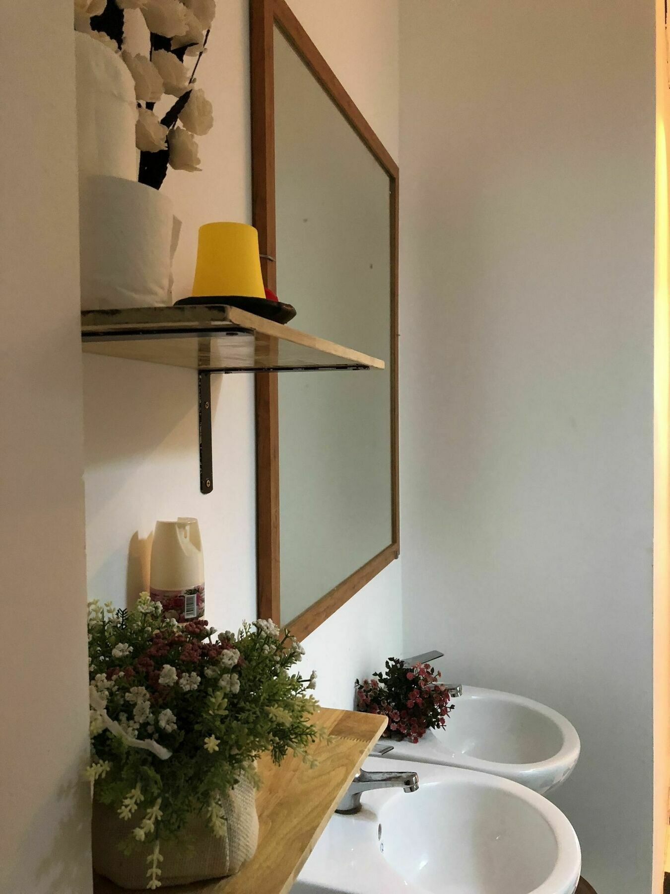 Hostel Diamond Rainbow - The Centre Ho Chi Minh City