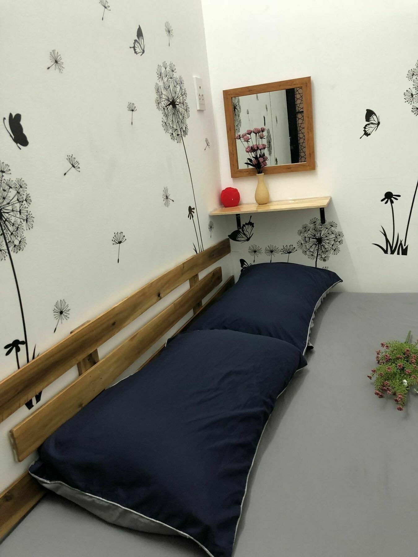 Diamond Rainbow - The Centre Hostel Ho Chi Minh City