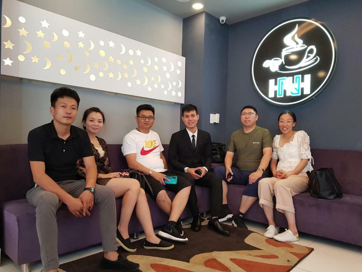 Hotel Ha Noi Near Tan Son Nhat Airport --- Free Airport Pick-up And Drop-off Available 24 A Day 3*