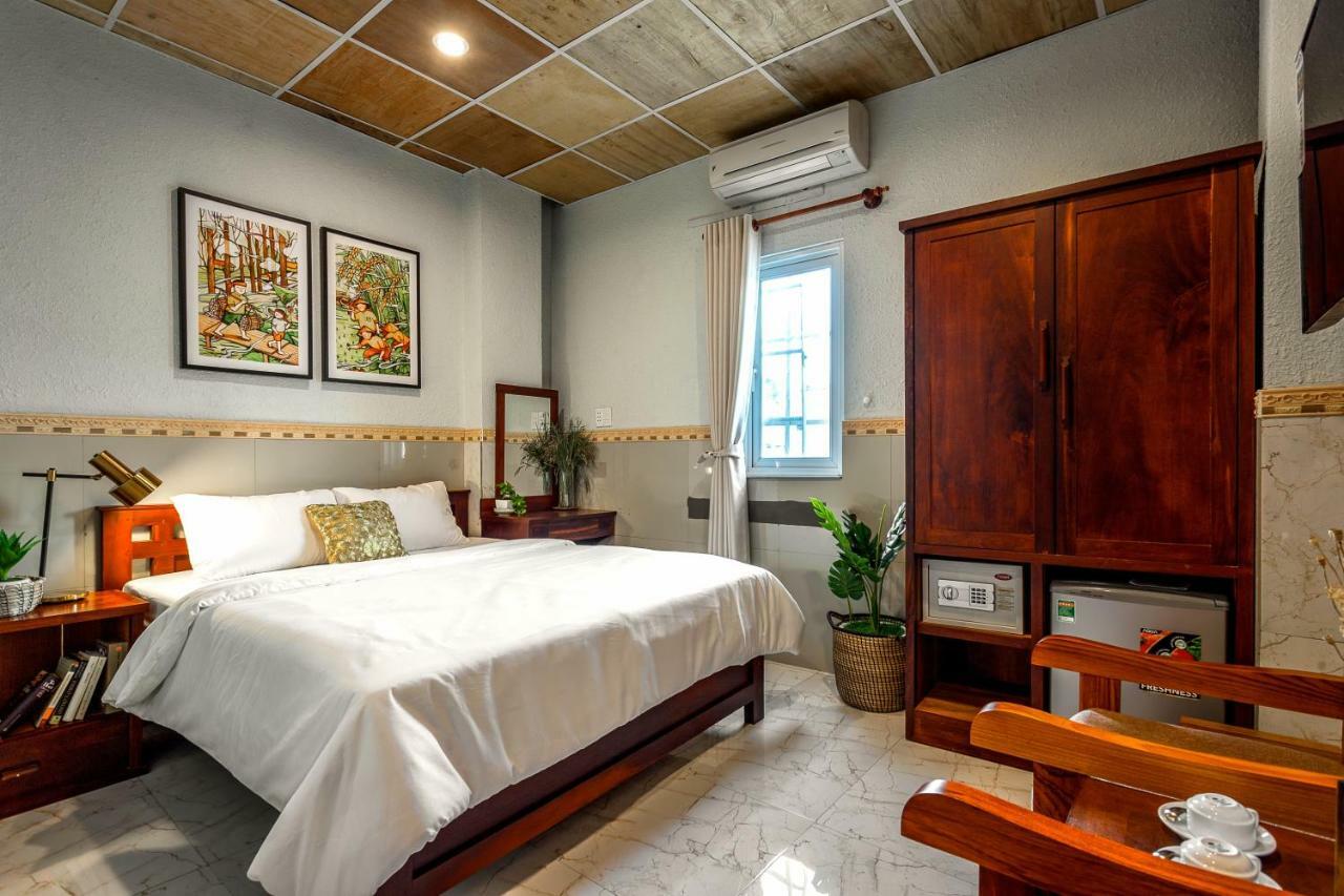 The Dots House Homestay *