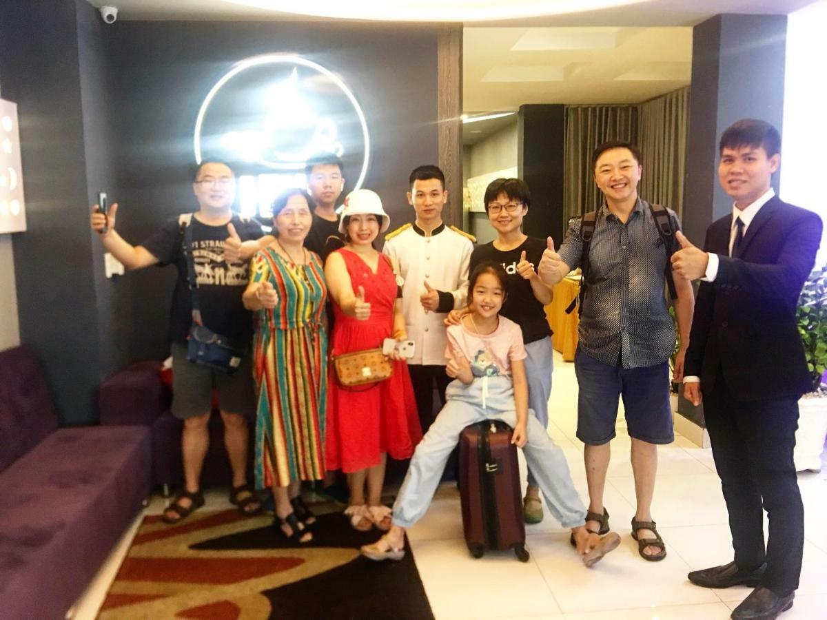 Ha Noi Near Tan Son Nhat Airport --- Free Airport Pick-up And Drop-off Available 24 A Day Hotel Ho Chi Minh City