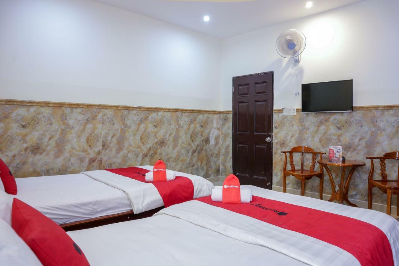 Reddoorz Near Mien Tay Bus Station 2 Ho Chi Minh City