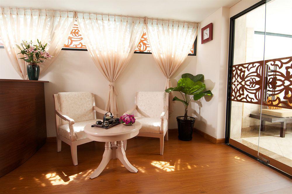 Saigon 4*