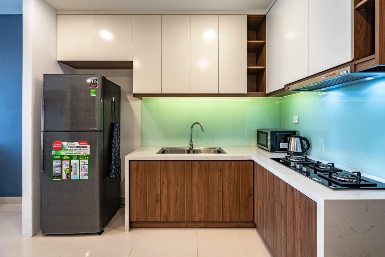 Spacious Saigon - Infinity Pool Signature Apartment