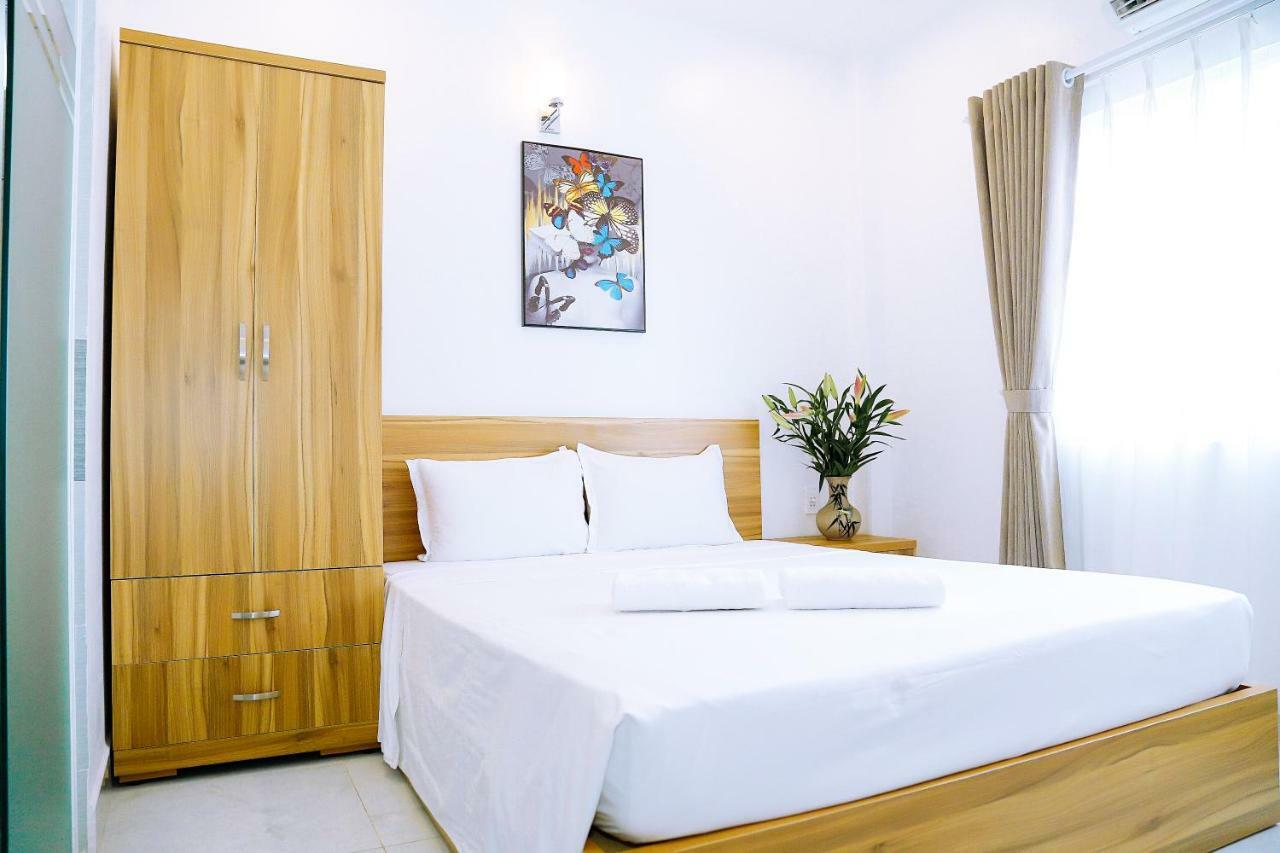 Bed & Breakfast Louis - Bui Vien Walking Street