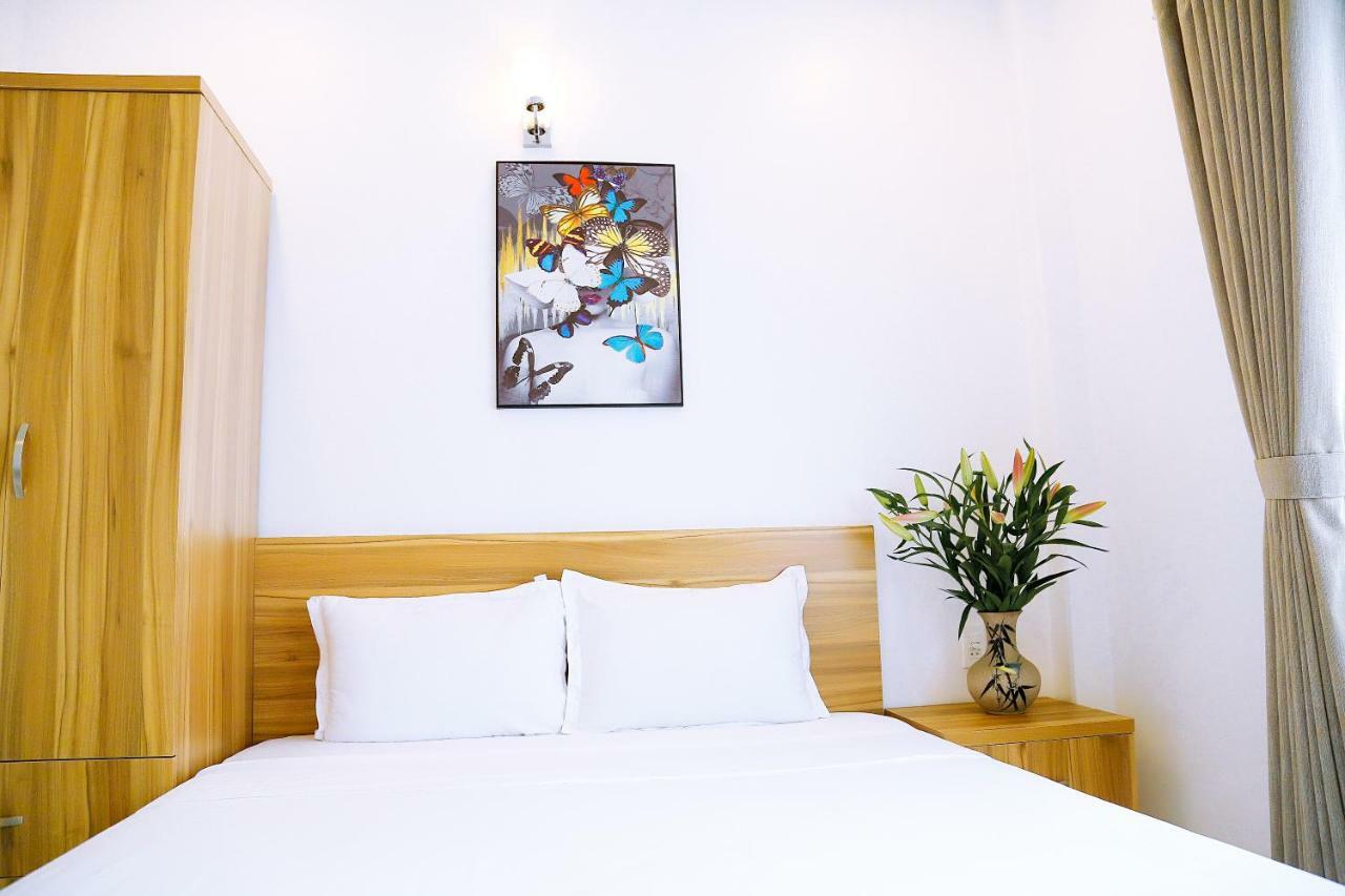 Bed & Breakfast Louis - Bui Vien Walking Street