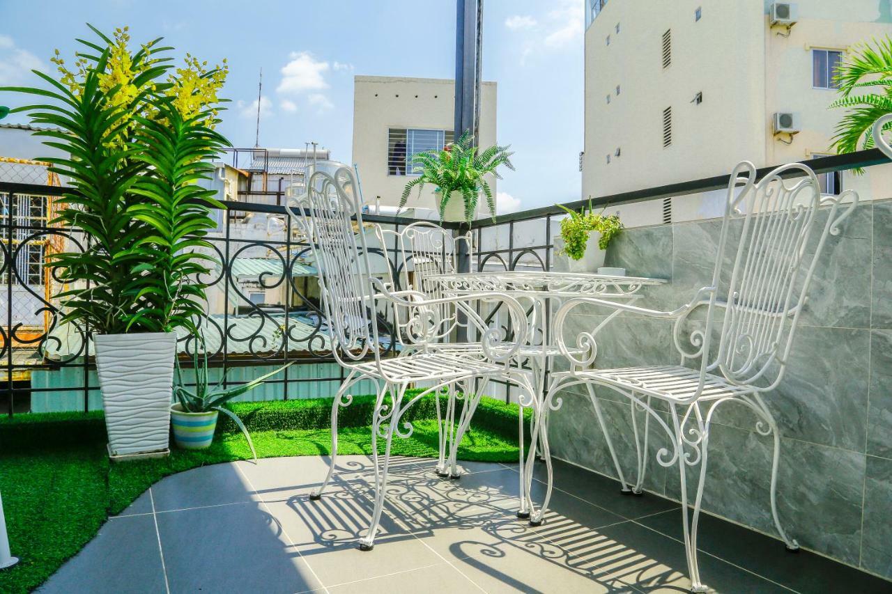 Louis - Bui Vien Walking Street Bed & Breakfast 2*