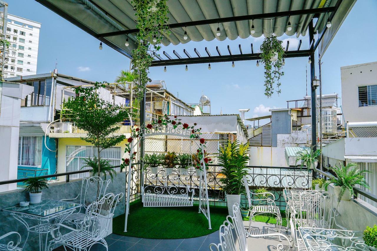 Bed & Breakfast Louis - Bui Vien Walking Street