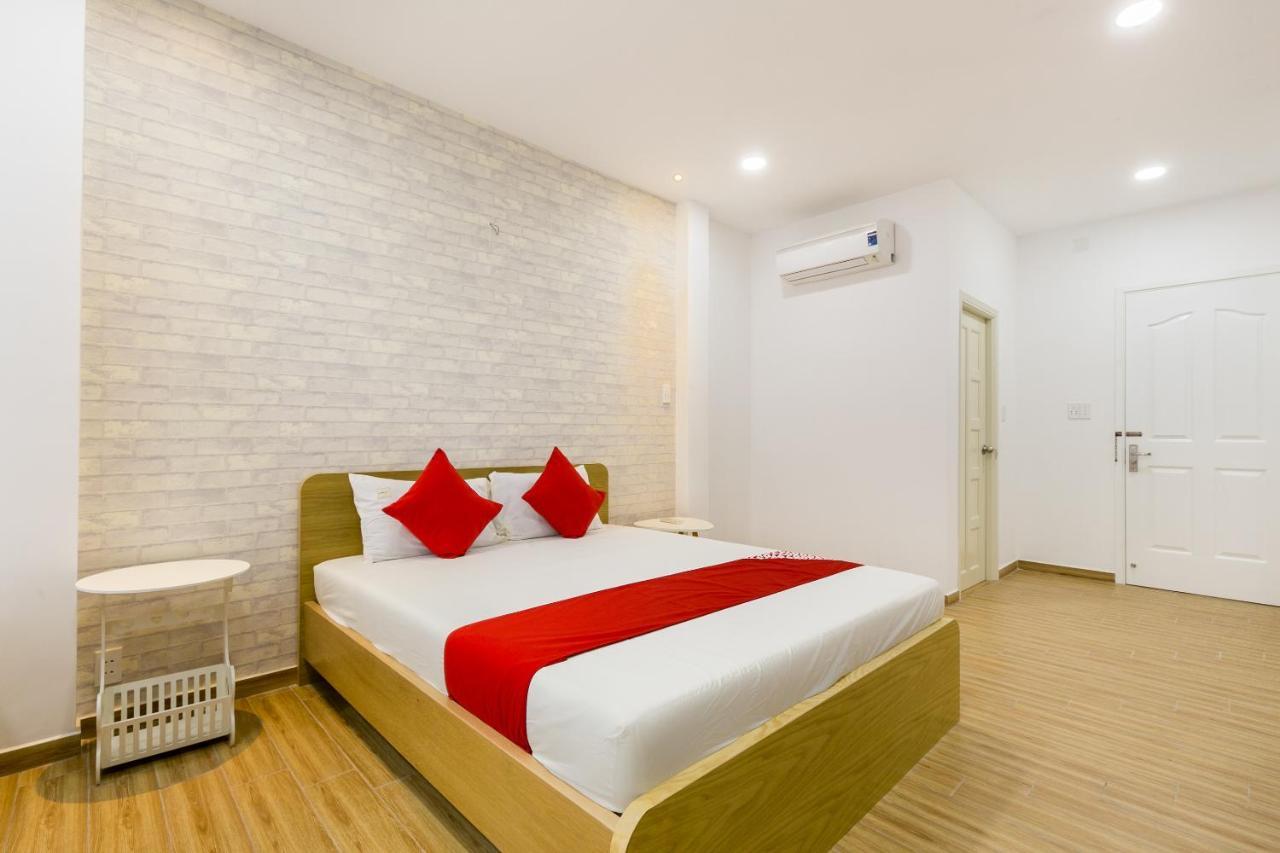 Oyo 414 Saigon Hotel 2*