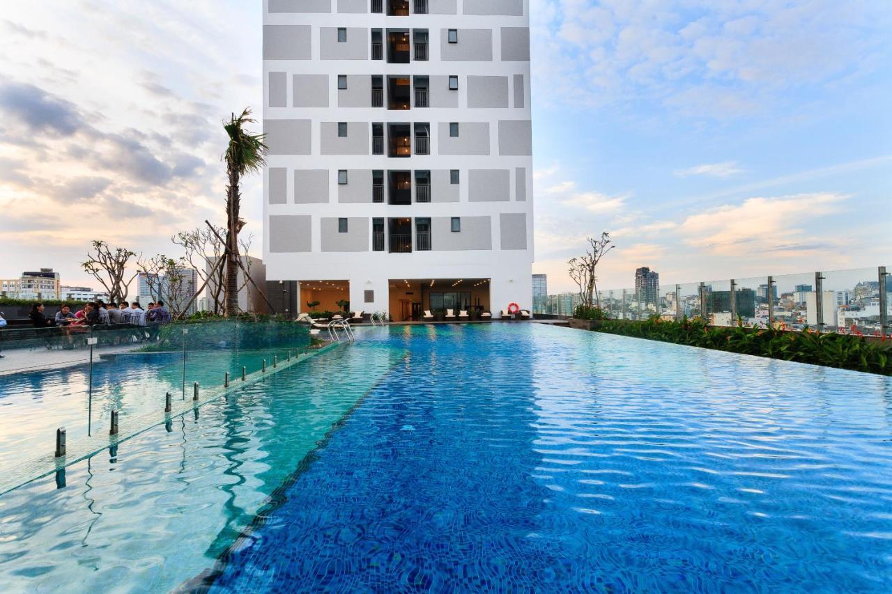 River Gate - Infinity Pool & Gym - Sai Gon Apartment