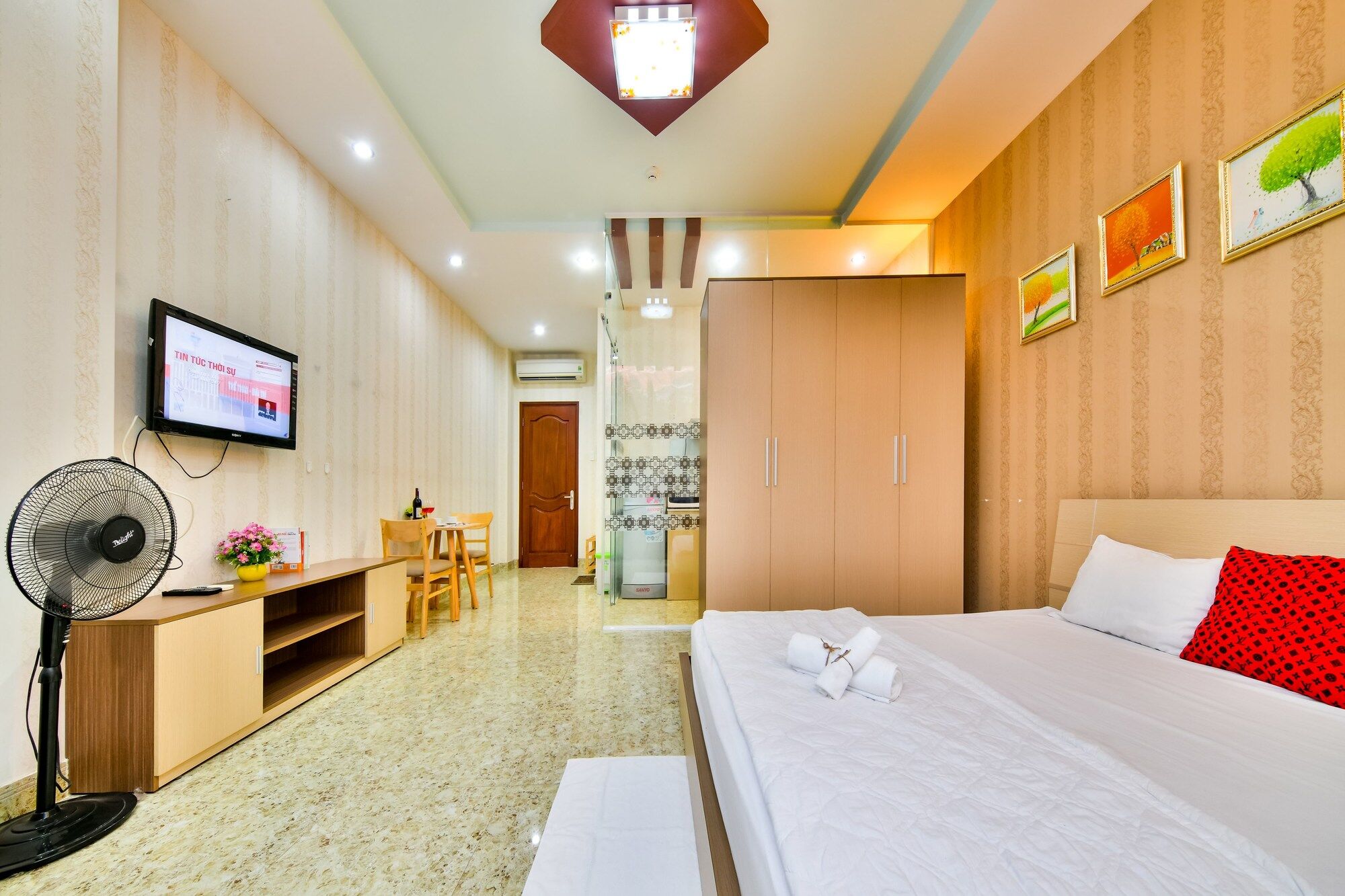 Son's House * Ho Chi Minh City