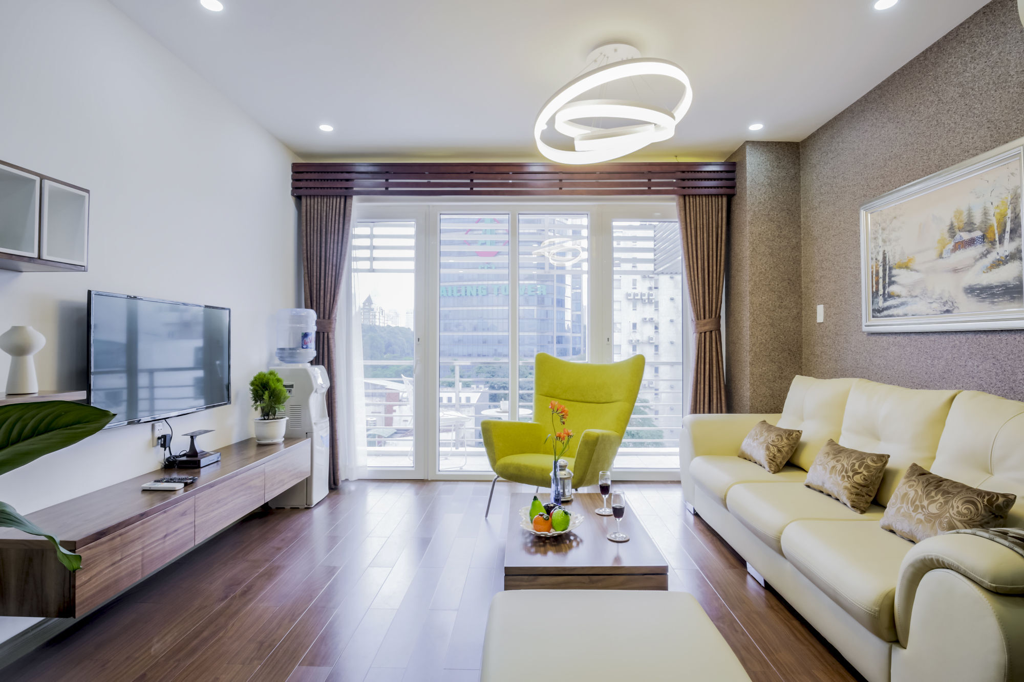 Apartment Poonsa Serviced