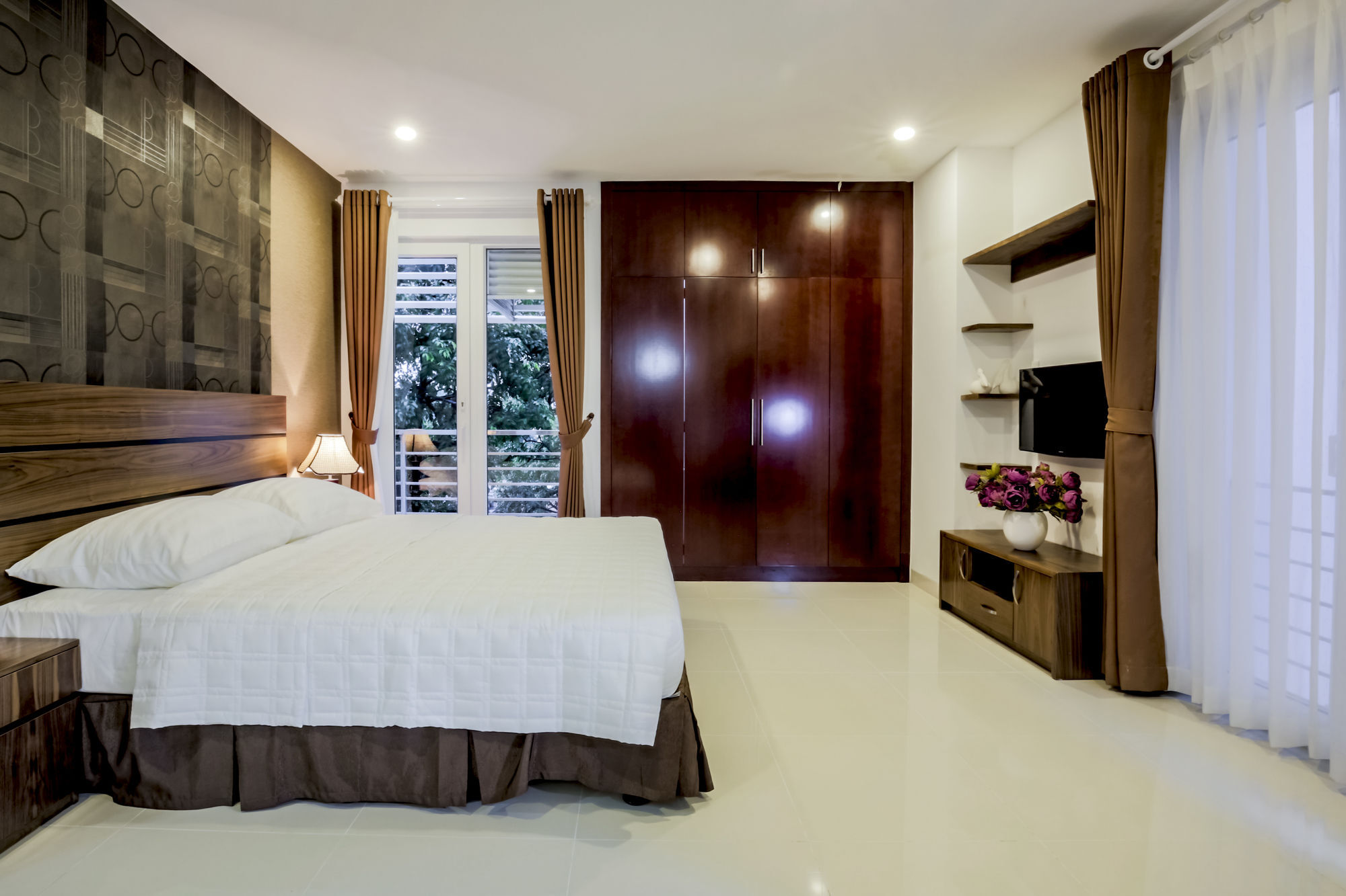 Apartment Poonsa Serviced *