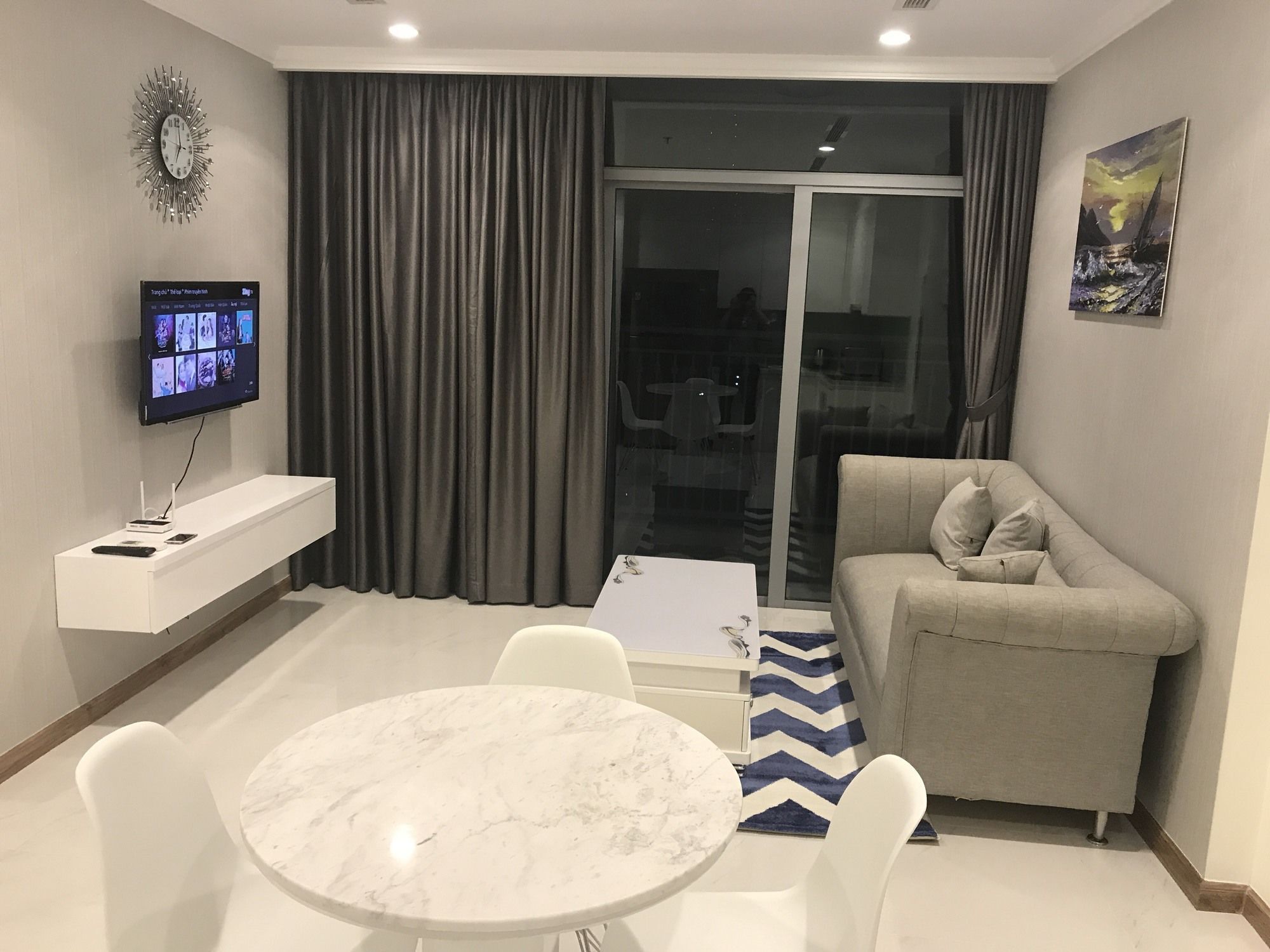 Kevin At Vinhomes Park * Ho Chi Minh City