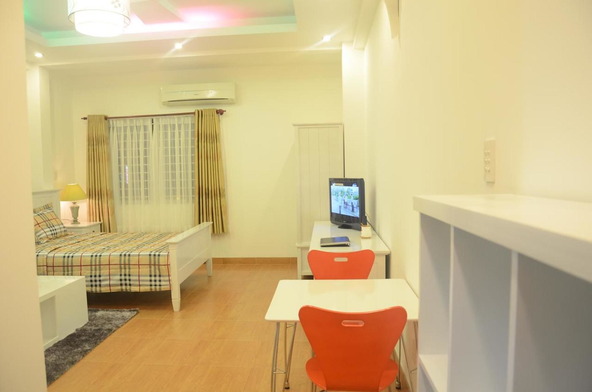 Smiley 3 * Ho Chi Minh City