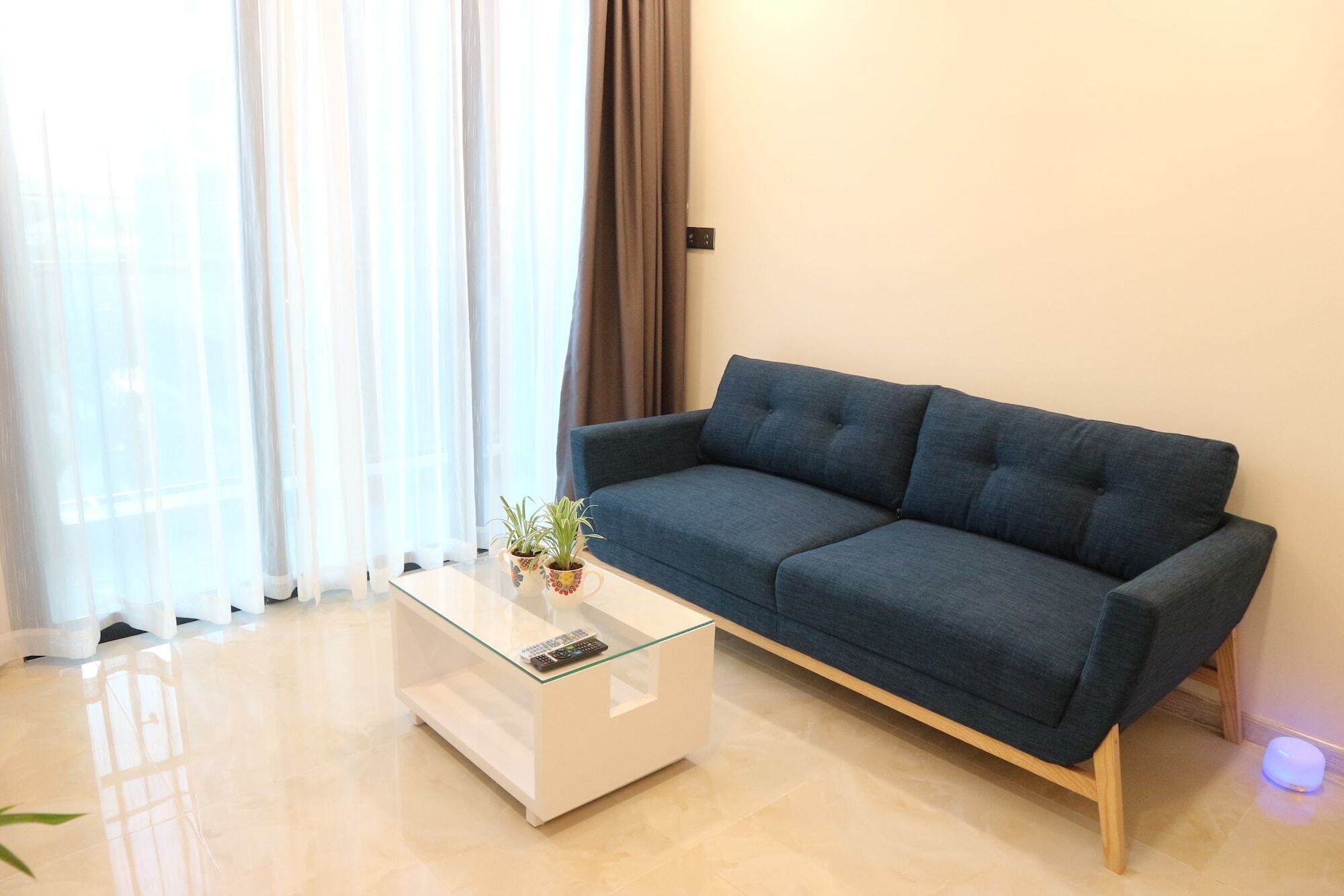 Apartment Vinhomes Golden River P'house *