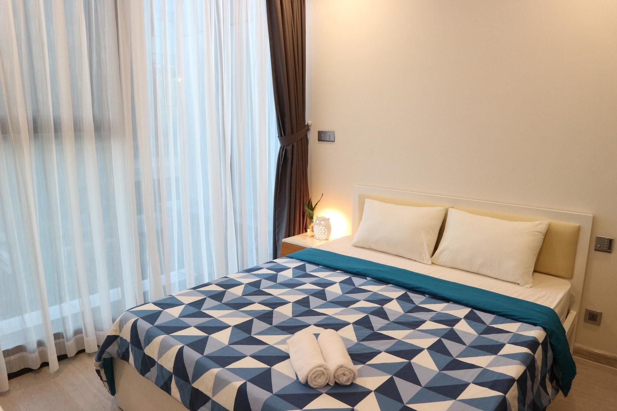 Vinhomes Golden River P'house