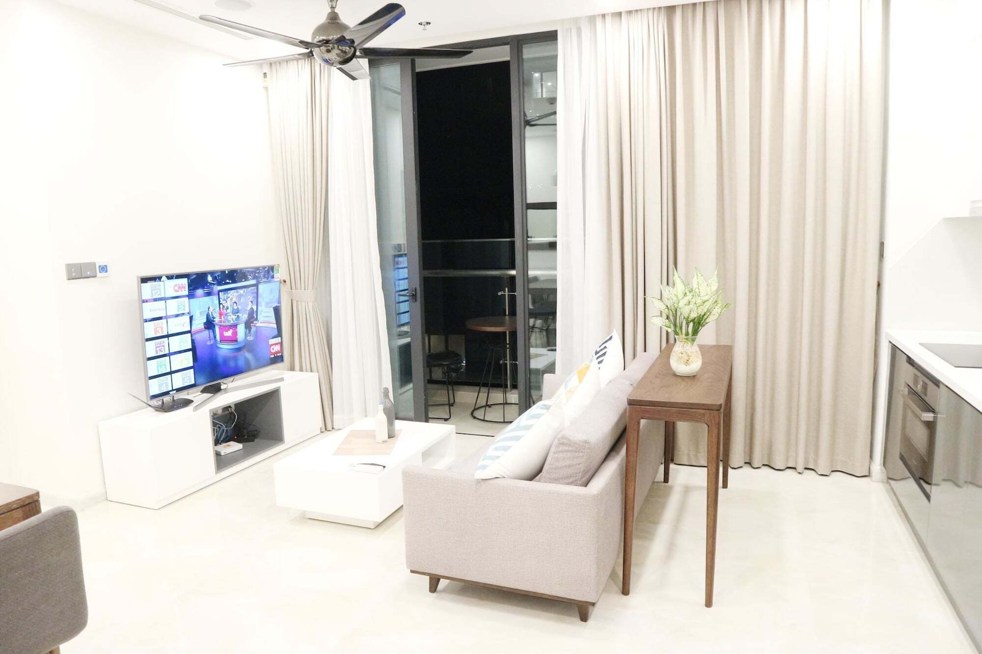 Vinhomes Golden River P'house Apartment Ho Chi Minh City