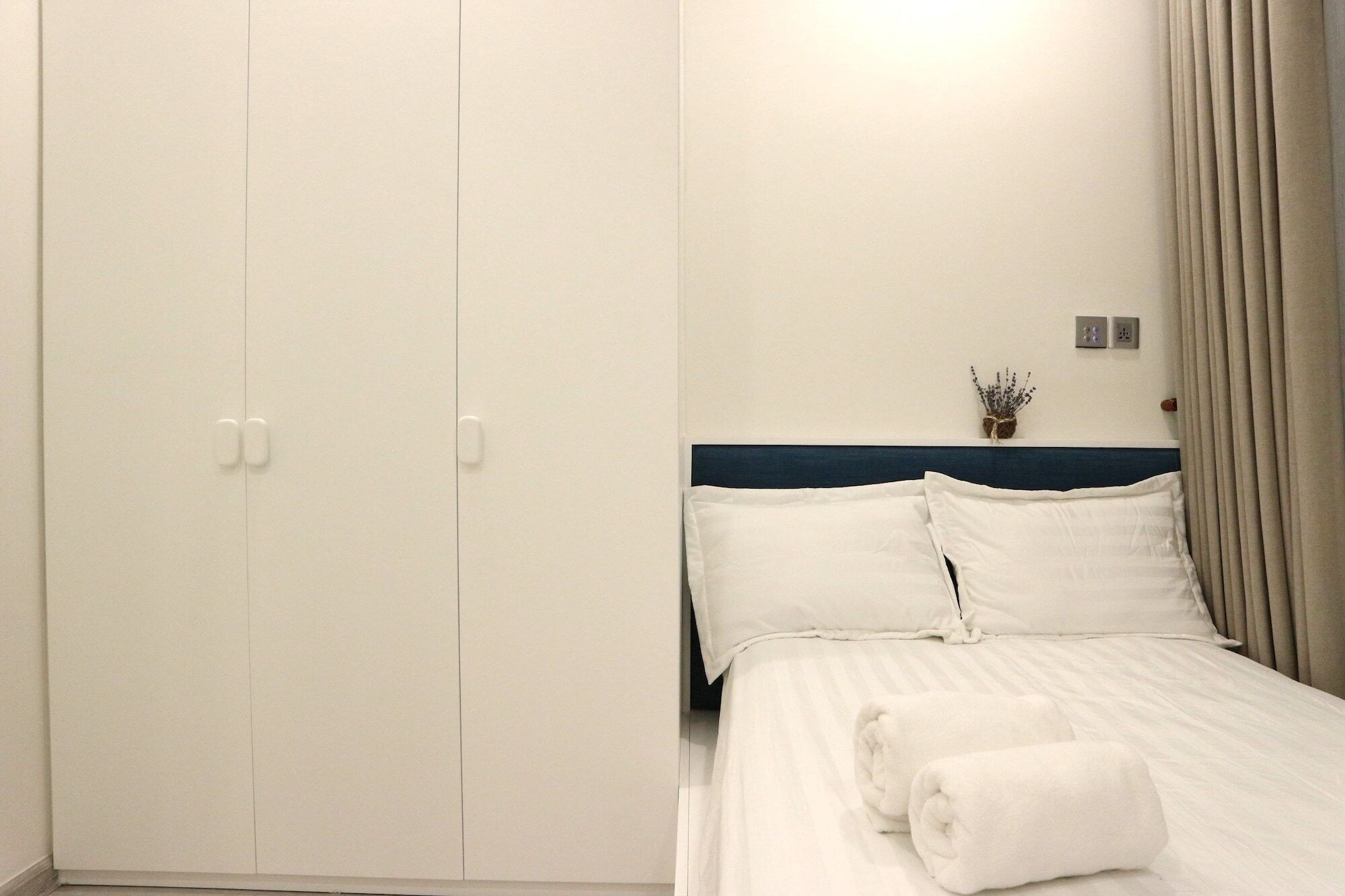 Vinhomes Golden River P'house * Ho Chi Minh City