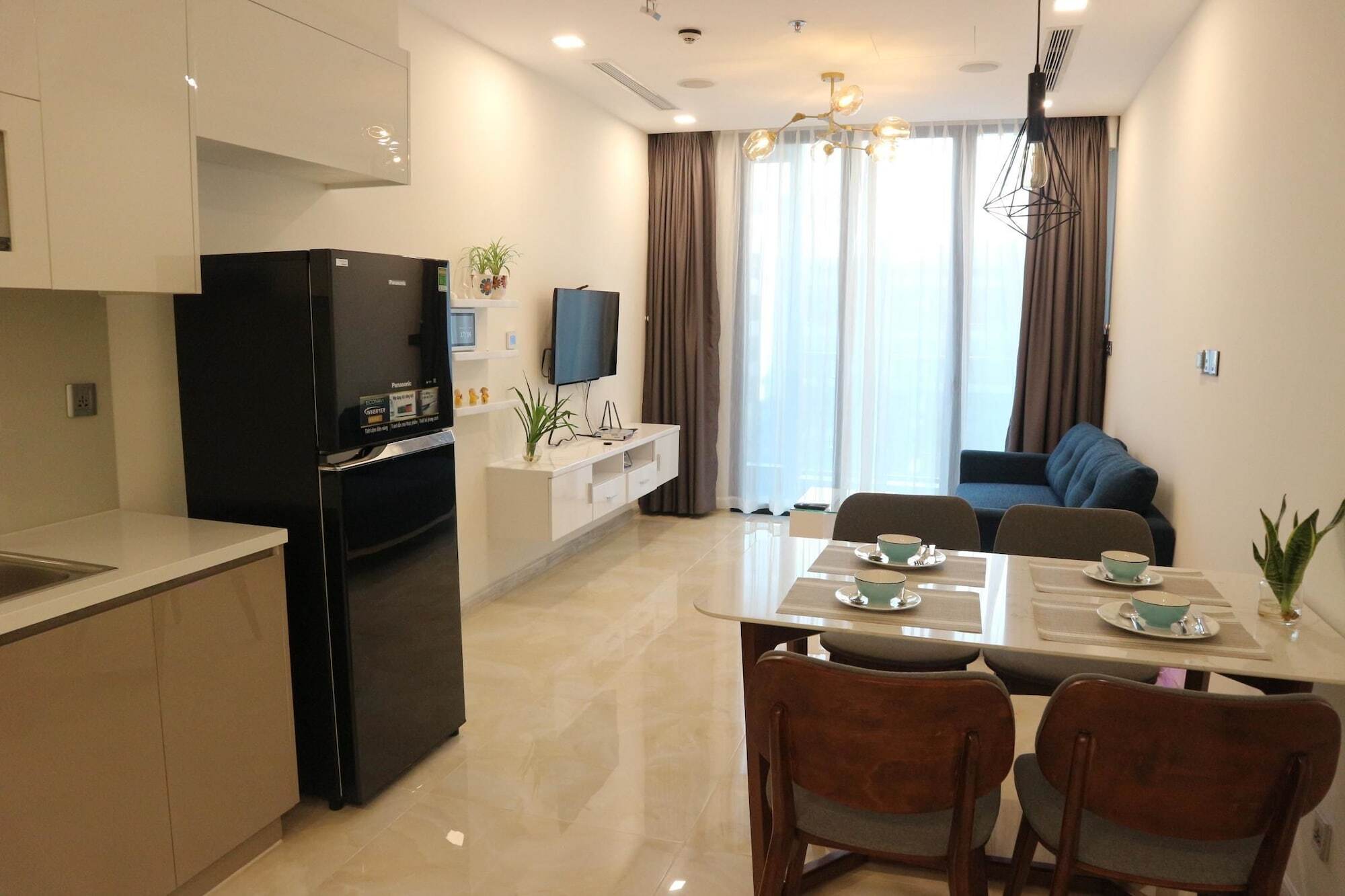 Apartment Vinhomes Golden River P'house *