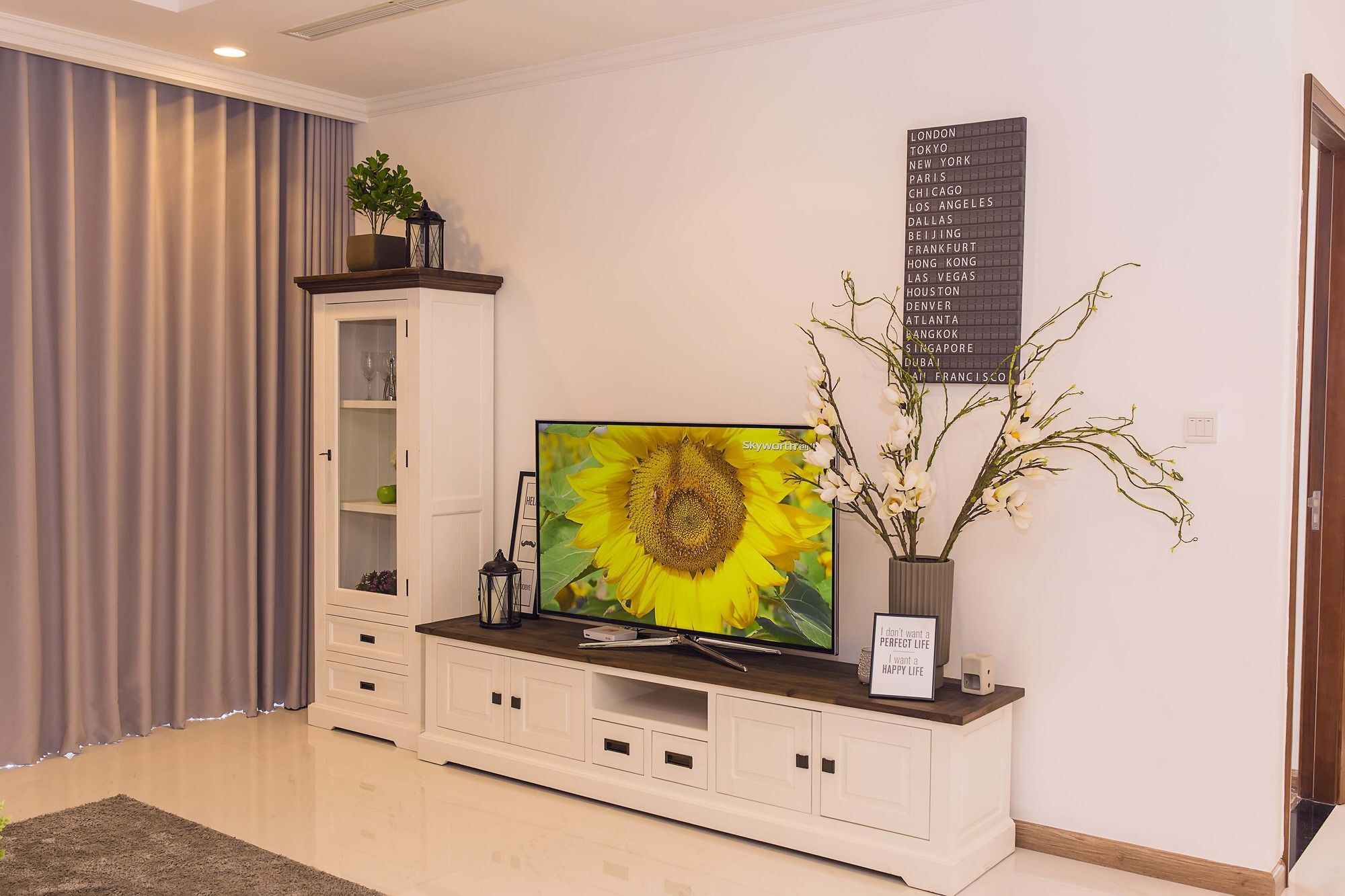 Hoasun Vinhomes Area * Ho Chi Minh City