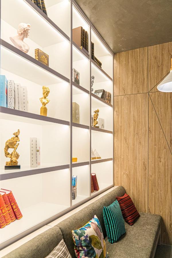 Hotel A25 - 55 Le Anh Xuan