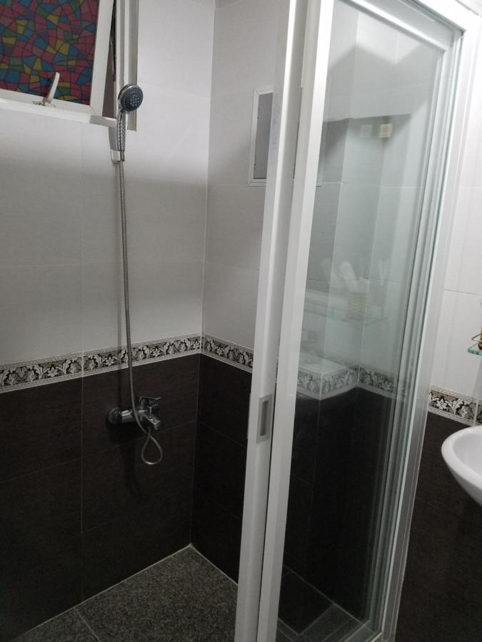 Dinh Dinh 2 Airport Hotel 2*